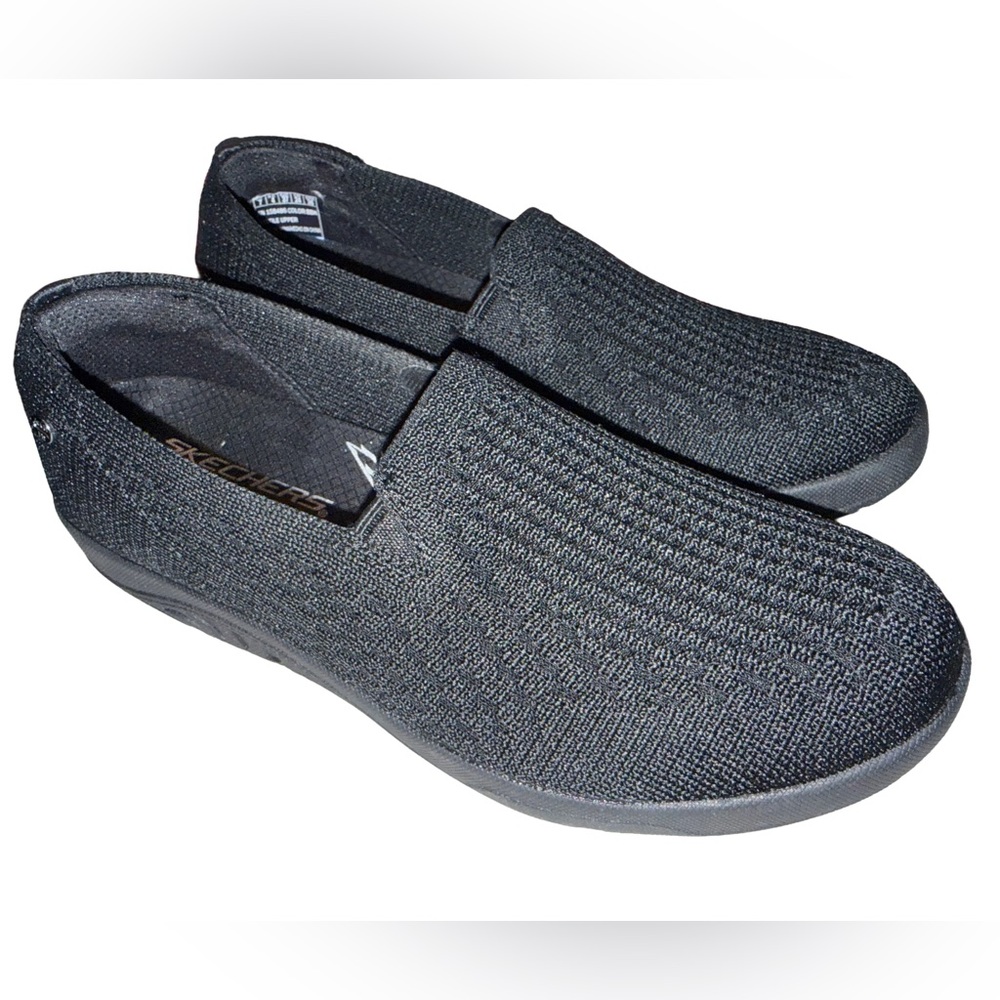 🖤 NWT! Skechers Arch Fit Slip On Shoes